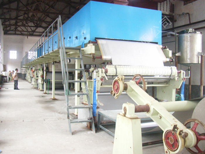 Paperboard coater